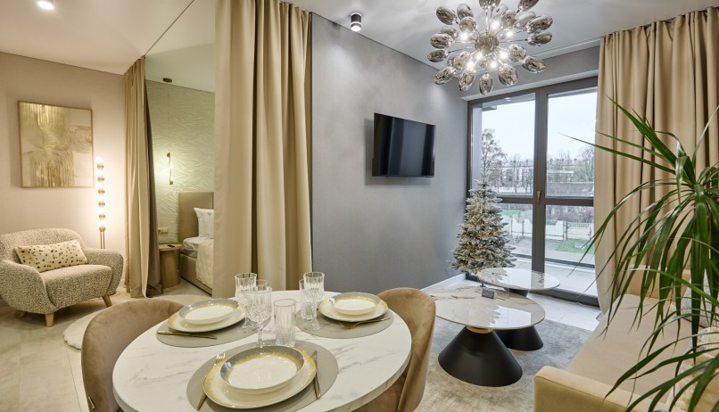 1.07 • Zaharova str., 24