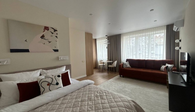 1.09 • Zaharova str., 24